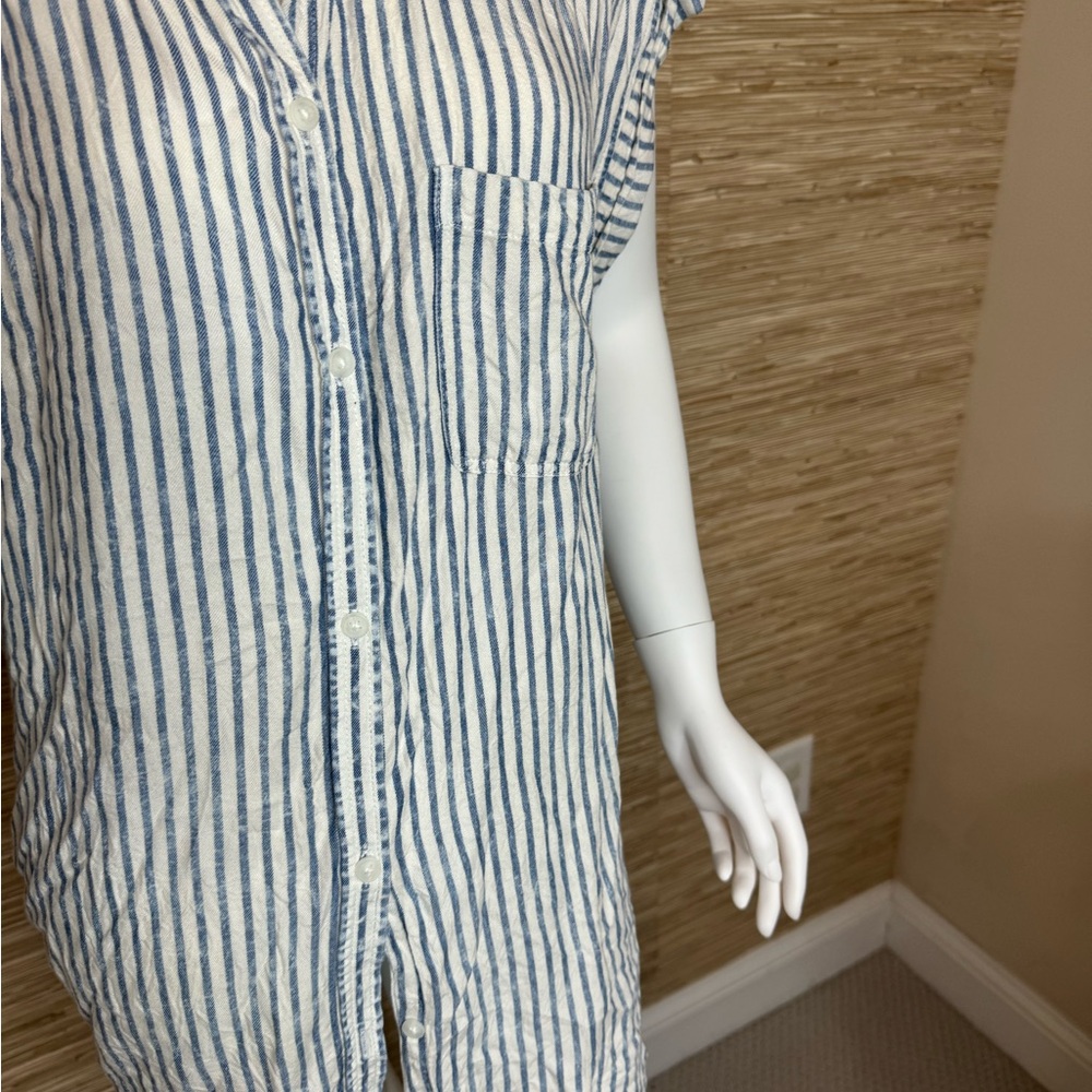 American Eagke button up striped top - Picture 3 of 4